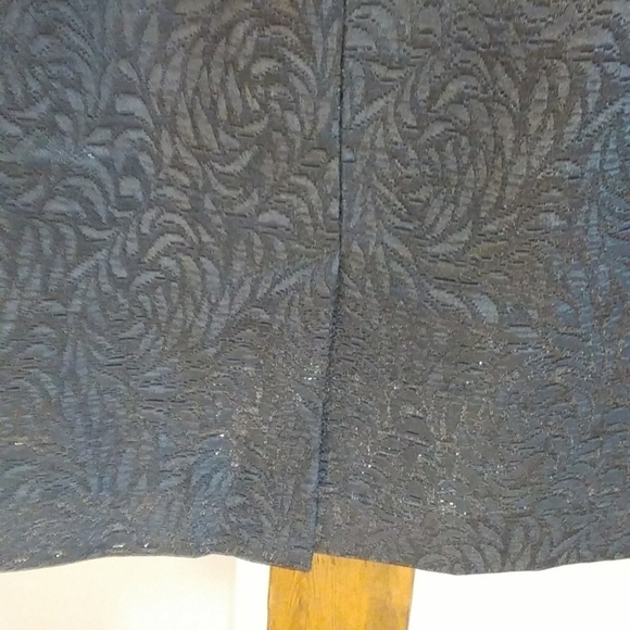 Ann Taylor Loft Black Jacquard Metallic Sliver Hint Shimmer Mini Skirt Size 14 - Picture 5 of 11